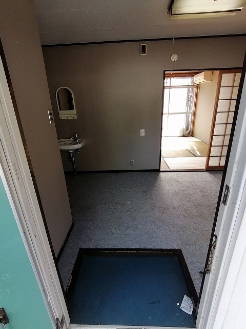 三宅ラクシャリーホームズの玄関写真