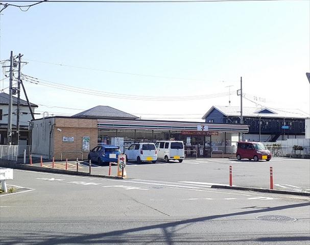 コンビニ　セブンイレブンさいたま西遊馬店（コンビニ）まで400m