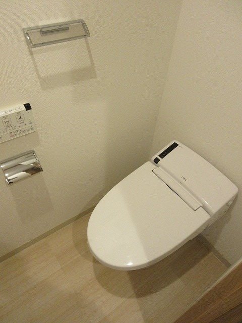 トイレ　ウォシュレット完備