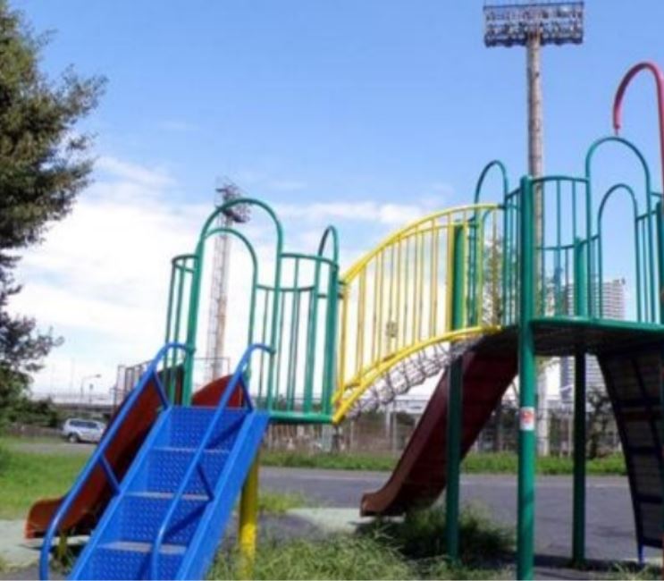 公園　潮見運動公園（公園）まで649m