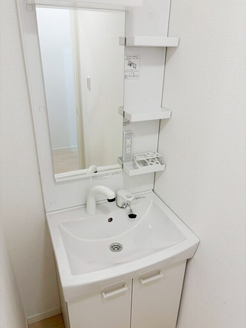 洗面設備　同仕様参考写真