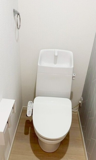 トイレ　同仕様参考写真