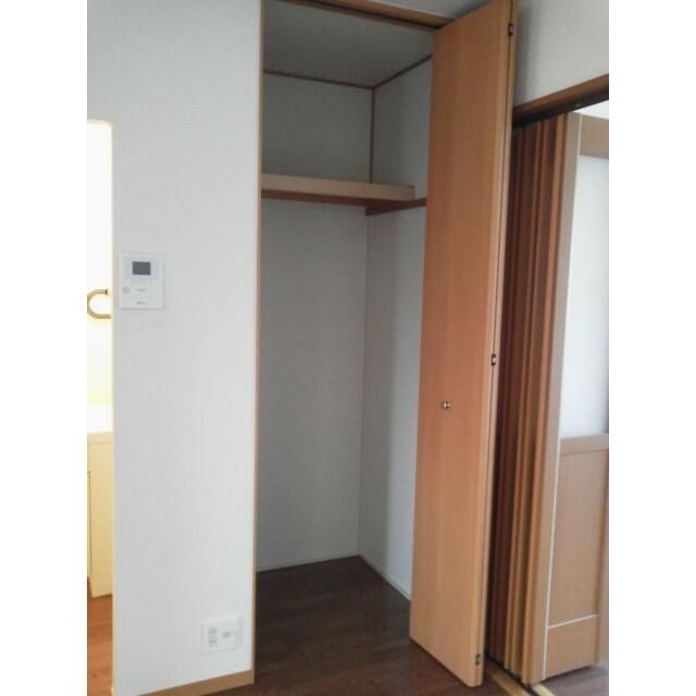 収納　クローゼット