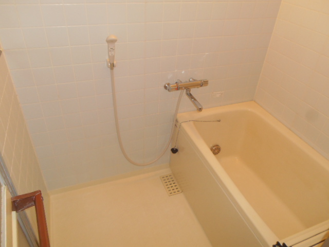 バス・シャワールーム　別部屋参考用写真