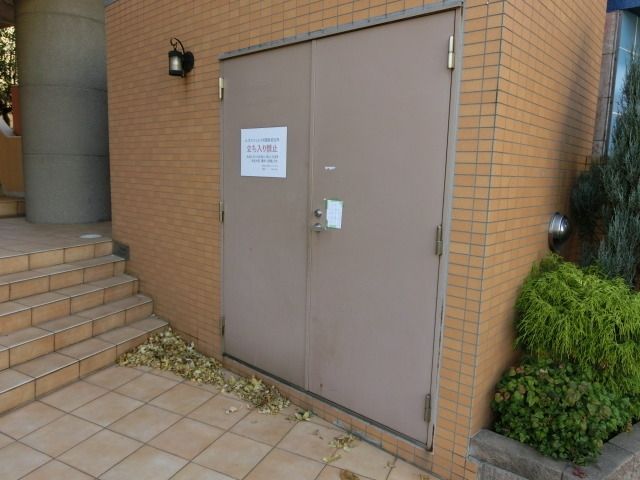 その他　敷地内ゴミ置き場