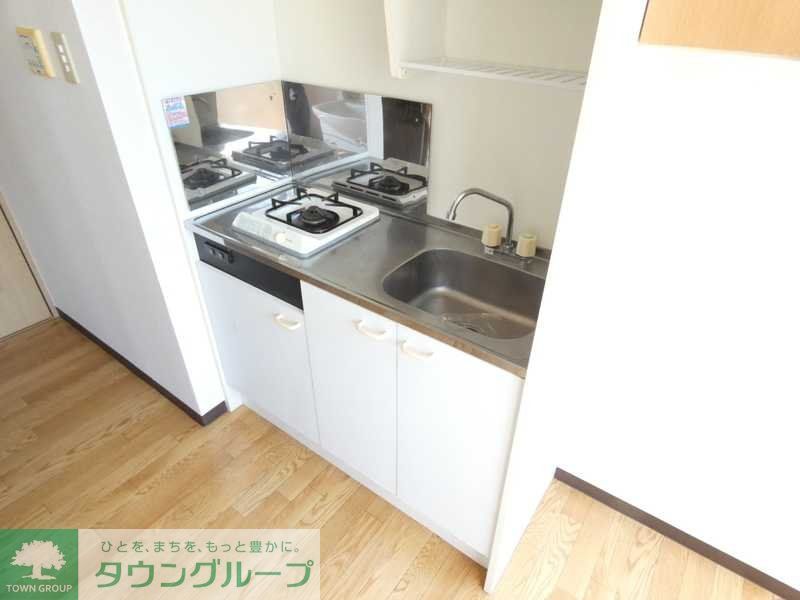 キッチン　★お部屋探しは株式会社タウンハウジング東京まで★