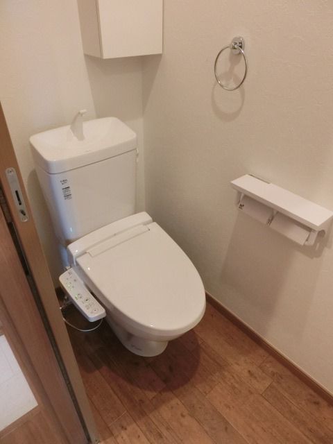 トイレ　ウォシュレット