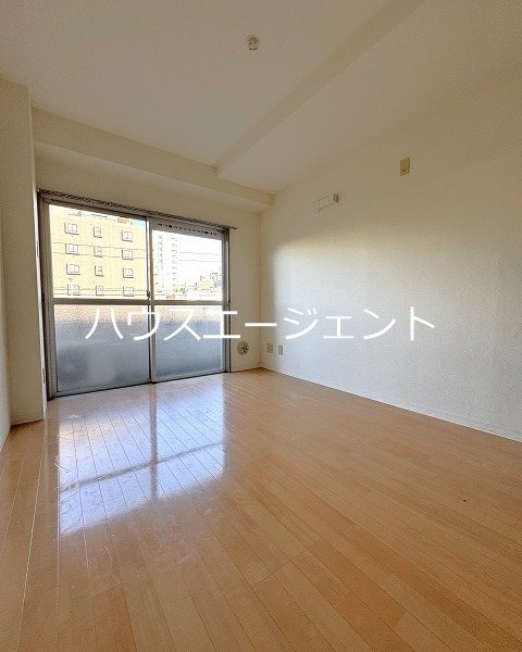 その他部屋・スペース　6帖の明るい居室です☆※参考画像