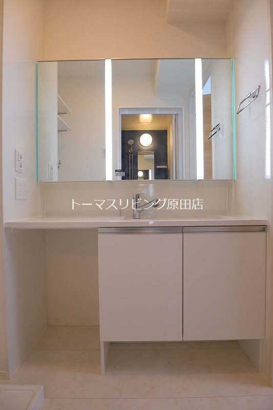 洗面設備　102号室写真