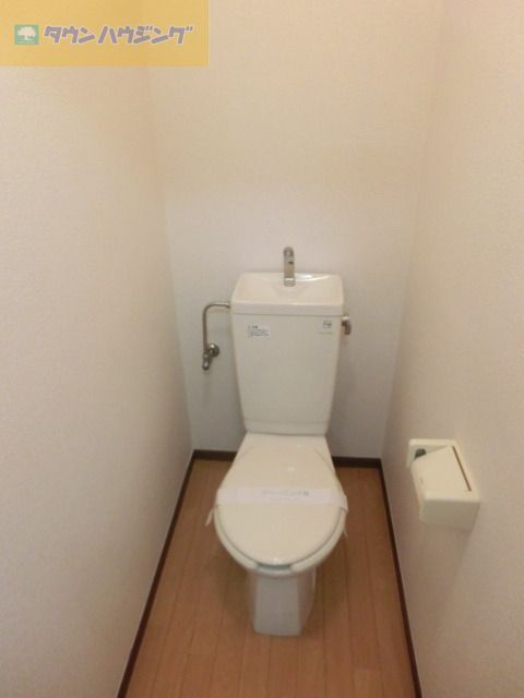 トイレ　清潔感のあるトイレです