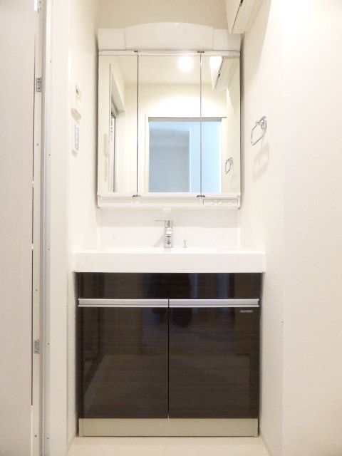 洗面設備　参考写真です