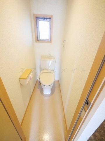 シュールメゾン戸塚のトイレ写真