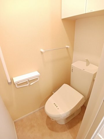 トイレ　トイレもきれいです