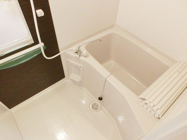 バス・シャワールーム　浴室乾燥機付き