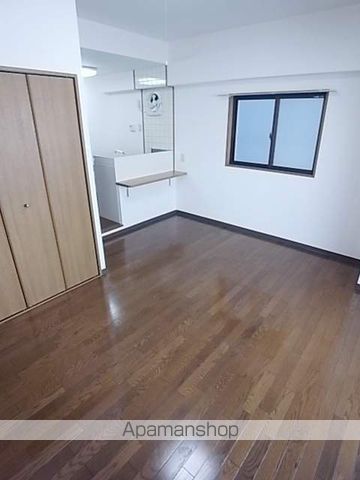 パールライフ杉の居間写真
