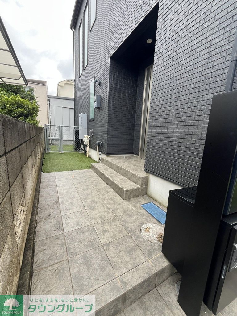 鈴木町一丁目貸家の外観写真