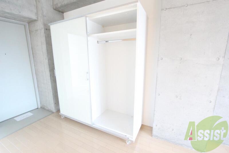 収納　白いかわいらしい収納です