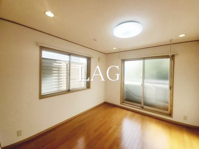 居室・リビング　洋室のお部屋です。