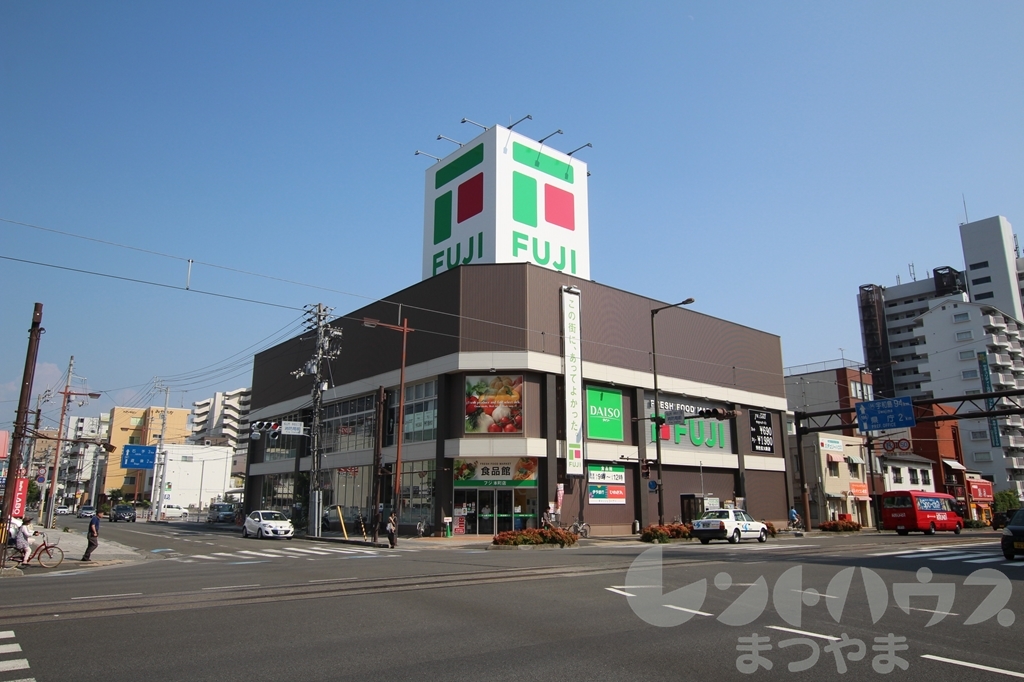 スーパー　フジ 本町店（スーパー）まで167m