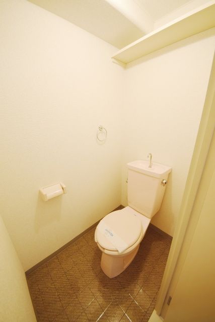 トイレ　★清潔感のあるトイレです★