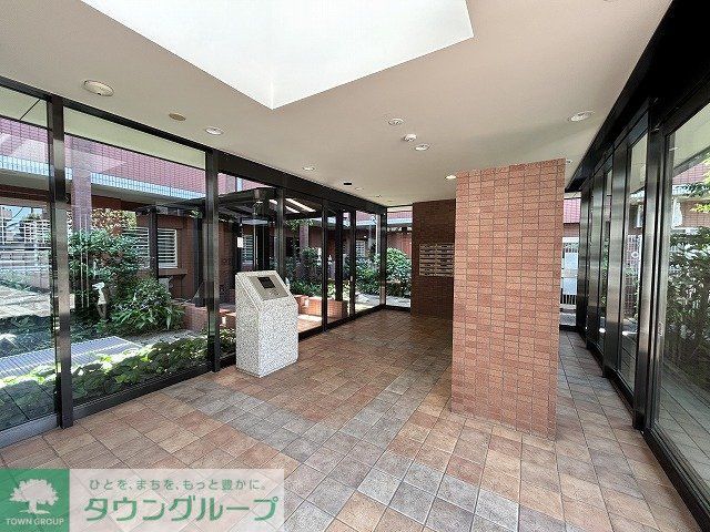 エントランス　エントランス