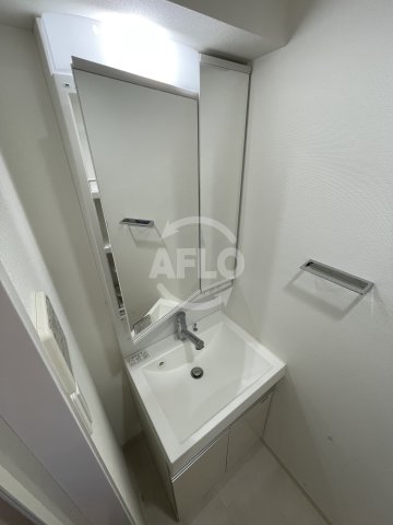 洗面設備　ファーストステージ江戸堀パークサイド　独立洗面台