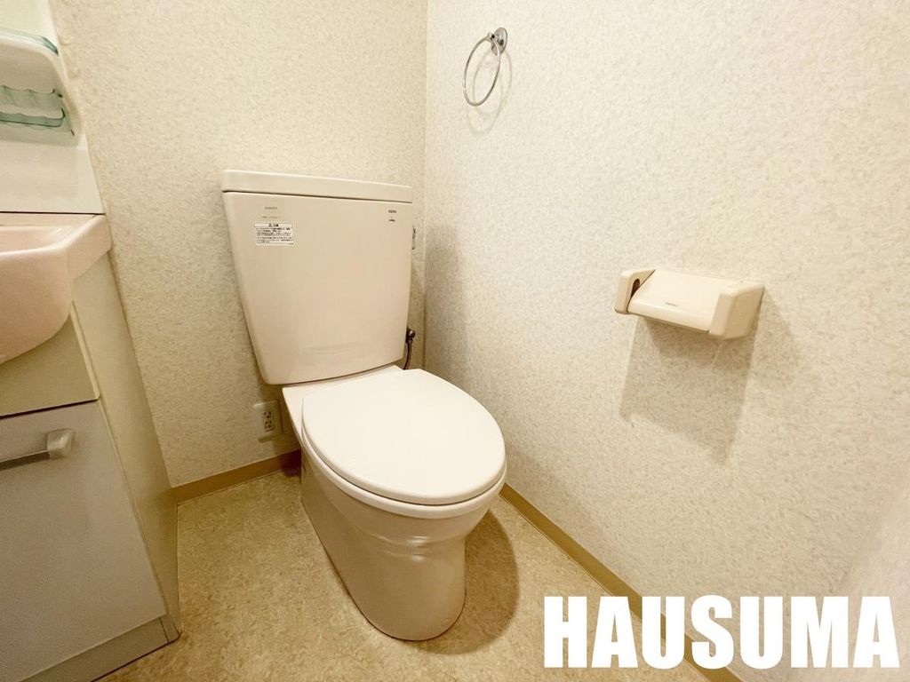 トイレ　※他号室の参考写真です。