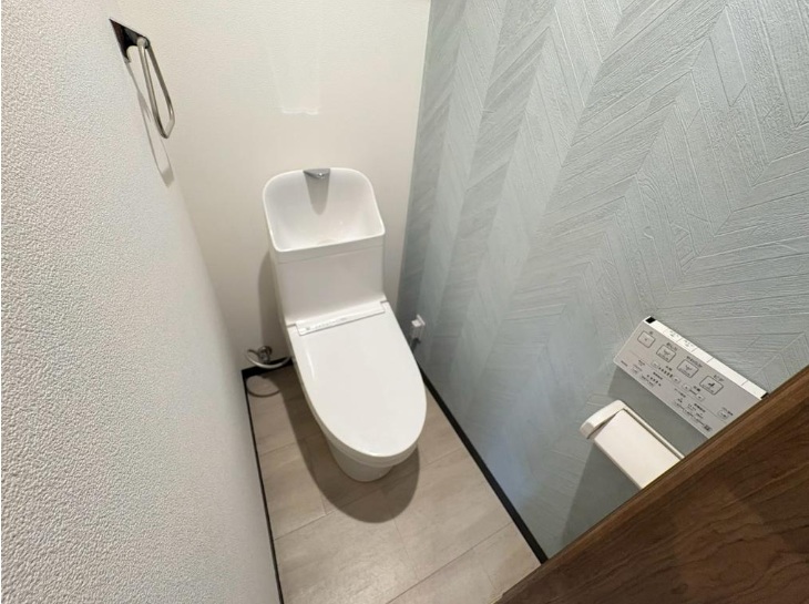 ＪＲ東海道本線 塚本駅 徒歩4分 2階建 築86年のトイレ写真