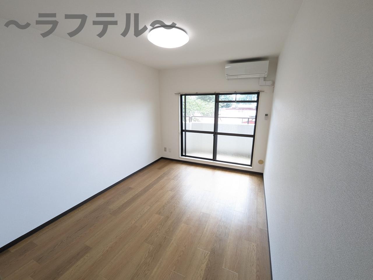 黒田マンションの居間写真