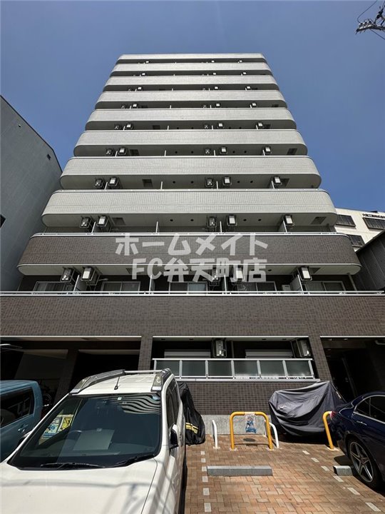 建物外観　外観は落ち着いています