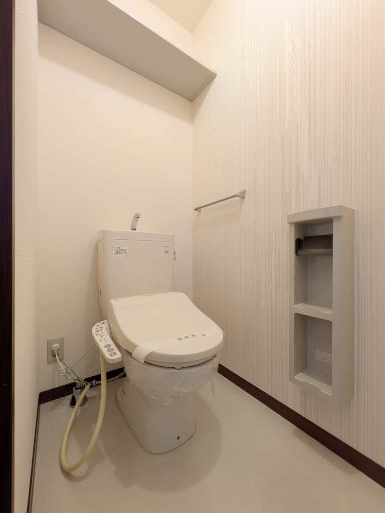 ＪＲ宇野線 備前田井駅 徒歩5分 2階建 築23年のトイレ写真