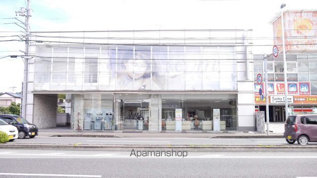 銀行　高知信用金庫高須支店（銀行）まで460m