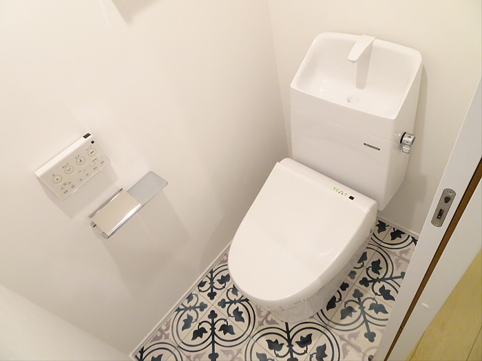 京王線 笹塚駅 徒歩7分 3階建 築2年のトイレ写真