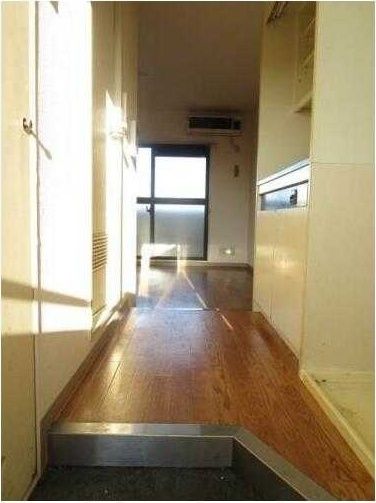 東武野田線 七里駅 徒歩5分 4階建 築37年の玄関写真