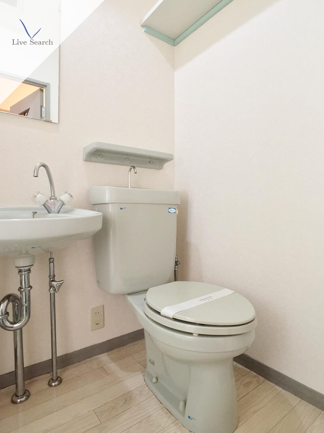 トイレ　トイレもきれいです