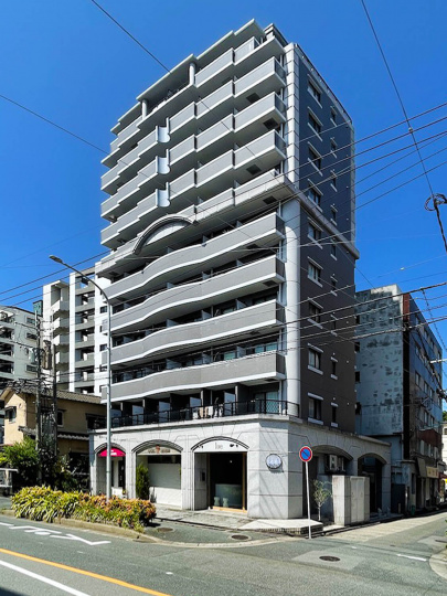 建物外観　落ち着いた雰囲気の外観です