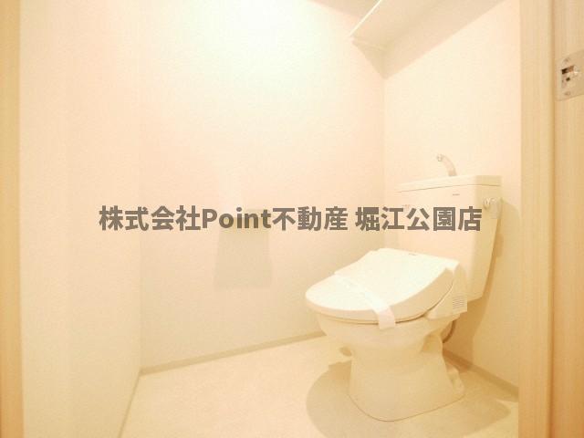 地下鉄谷町線 南森町駅 徒歩5分 12階建 築7年のトイレ写真
