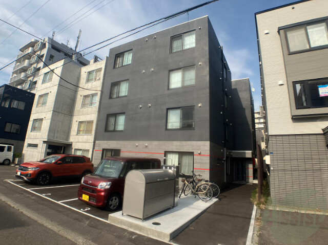 建物外観　札幌市東区北３２条東「ＪＩＣ新道東」