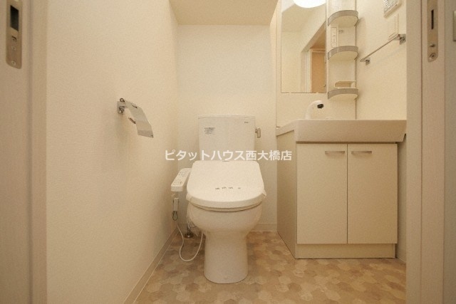 地下鉄中央線 弁天町駅 徒歩7分 10階建 築7年のトイレ写真