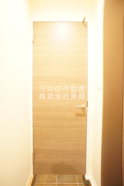京王線 下高井戸駅 徒歩11分 3階建 築5年の玄関写真