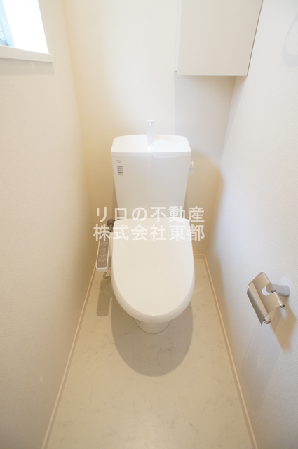 京王線 下高井戸駅 徒歩11分 3階建 築5年のトイレ写真