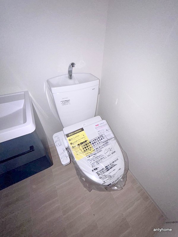 セレニテ九条リアンのトイレ写真