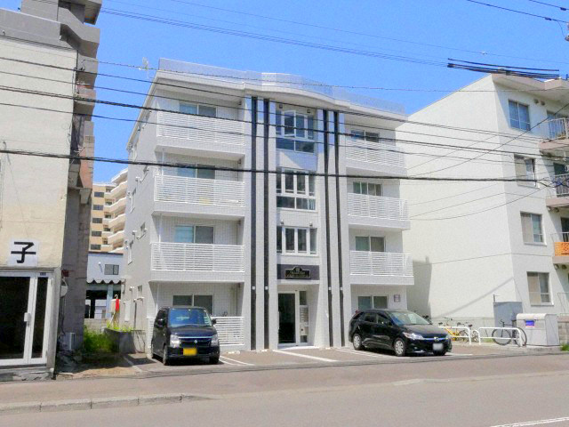 建物外観　★☆閑静な住宅地に建つマンションです♪☆★