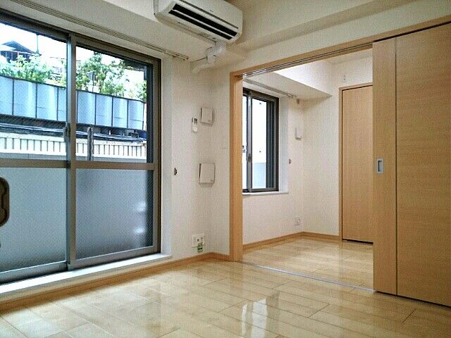 GARBOの居間写真