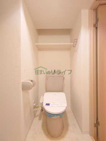 トイレ　参考写真　別のお部屋のお写真です