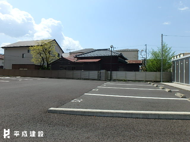 駐車場　駐車場