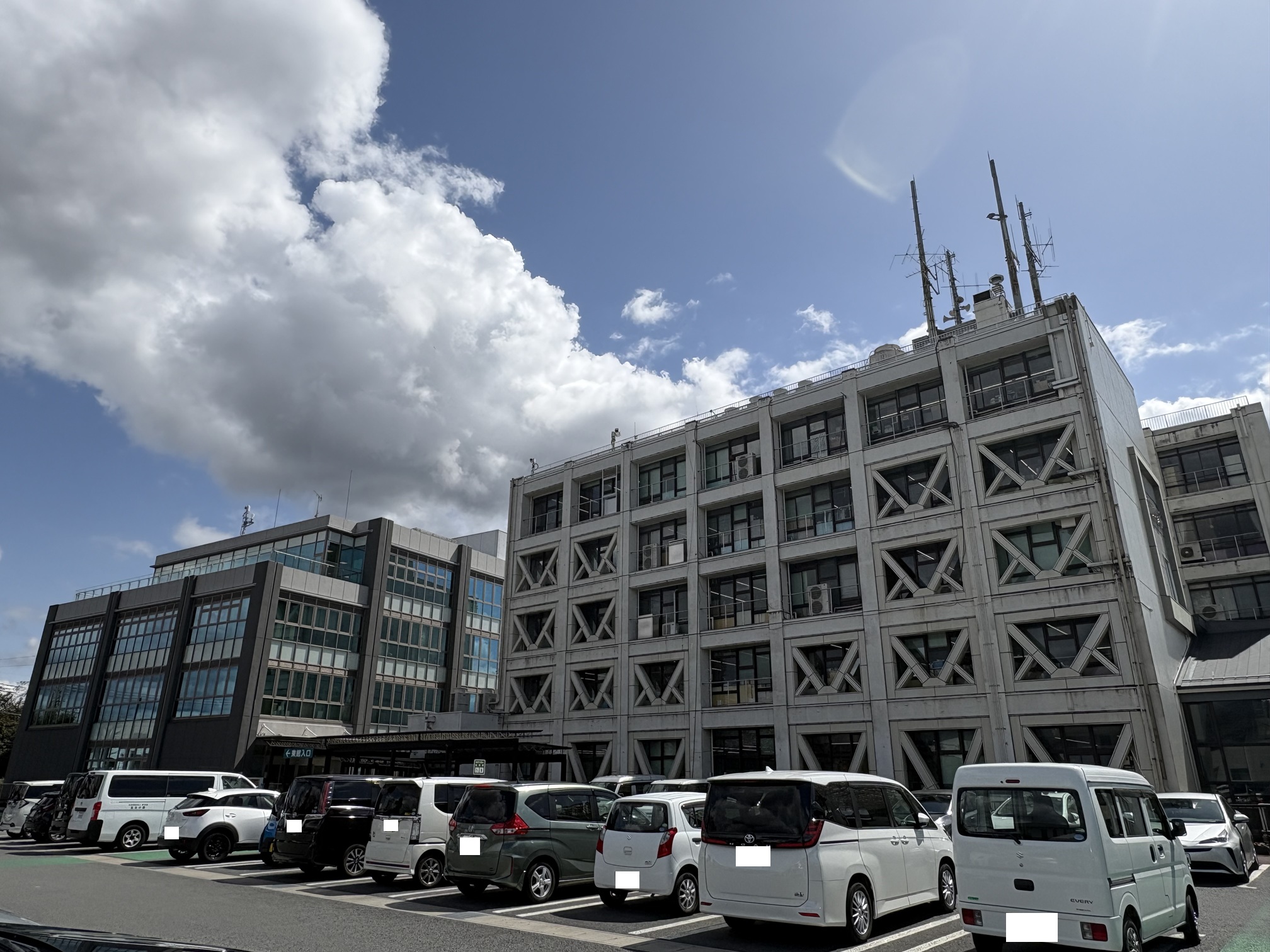 役所　御殿場市役所（役所）まで789m