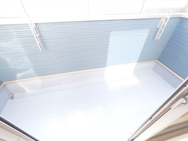 バルコニー　南向きのバルコニー