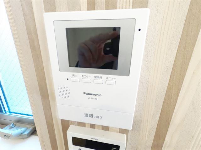 セキュリティ　来訪者が一目でわかる便利なモニターホン