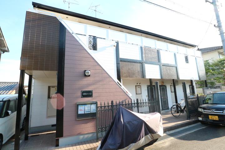 奈良県奈良市法蓮町（アパート）の賃貸物件の外観